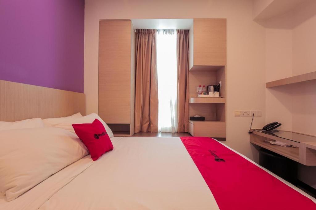 Reddoorz Premium @ Balestier Hotel Singapore Buitenkant foto