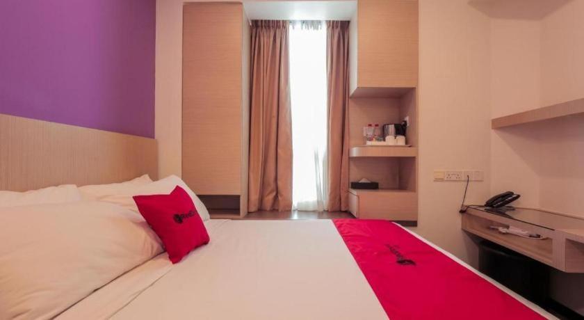 Reddoorz Premium @ Balestier Hotel Singapore Buitenkant foto