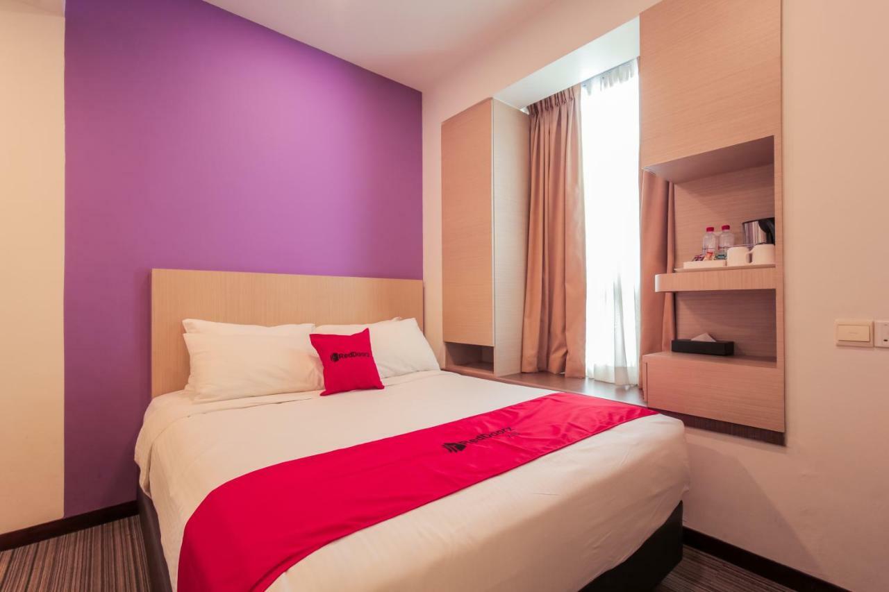 Reddoorz Premium @ Balestier Hotel Singapore Buitenkant foto